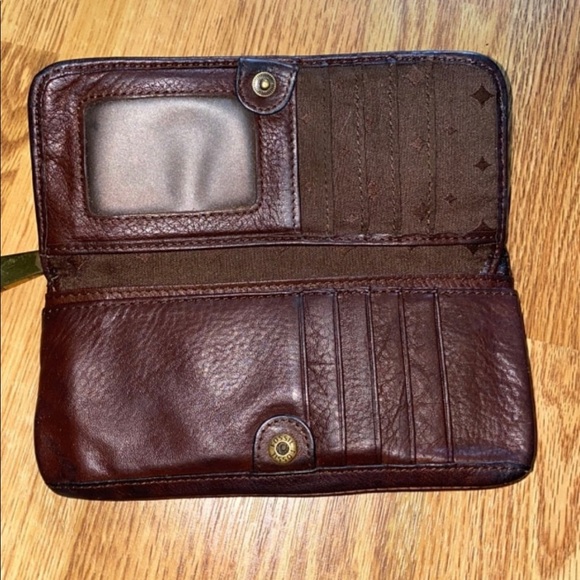 Fossil Wallet - Picture 2 of 2